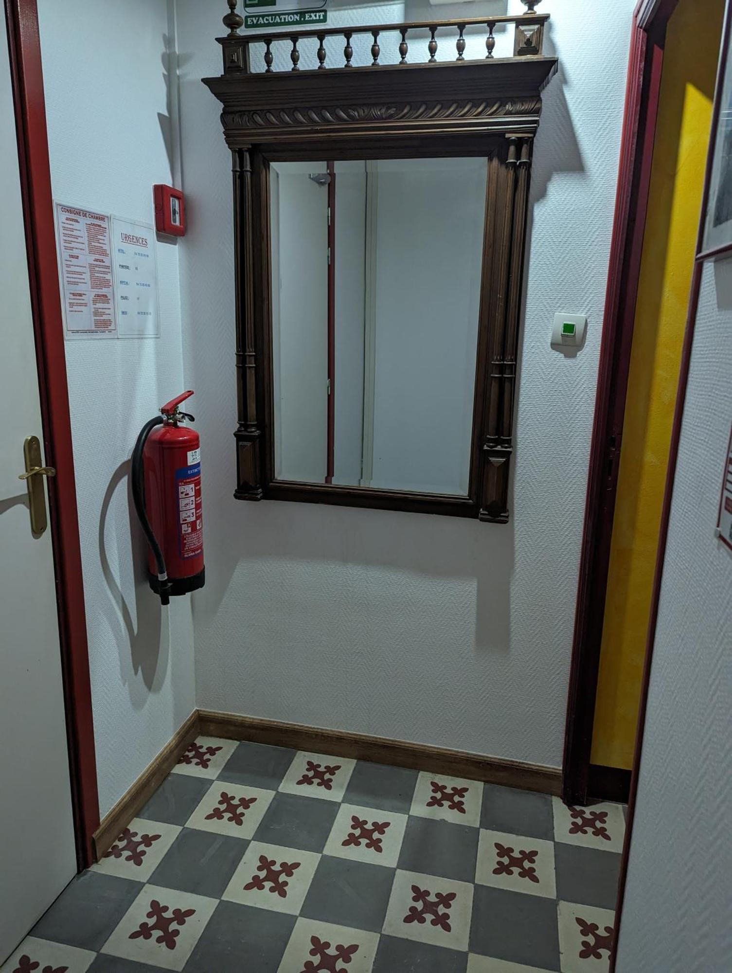Auberge Des Pins Aubenas Exteriér fotografie